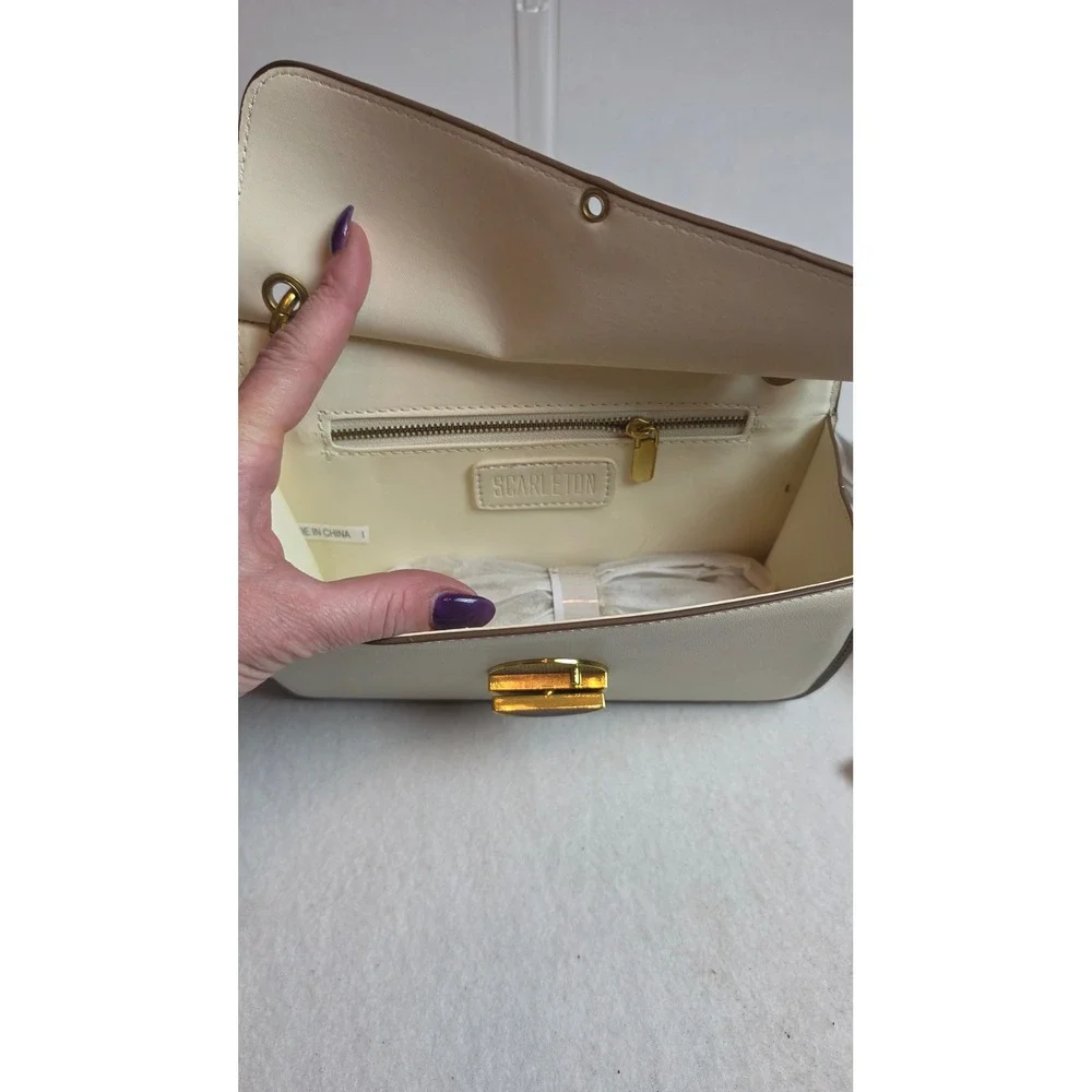 Scarleton Los Angeles Cream Vegan Leather Shoulder Bag Gold Swivel Clasp NWT